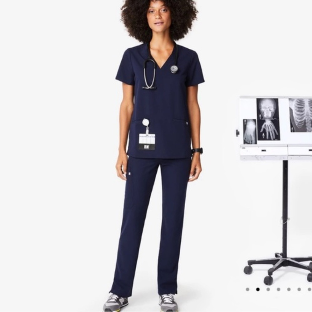 Figs Navy Scrub Set Casma Shirt and Yola Pants Size XS